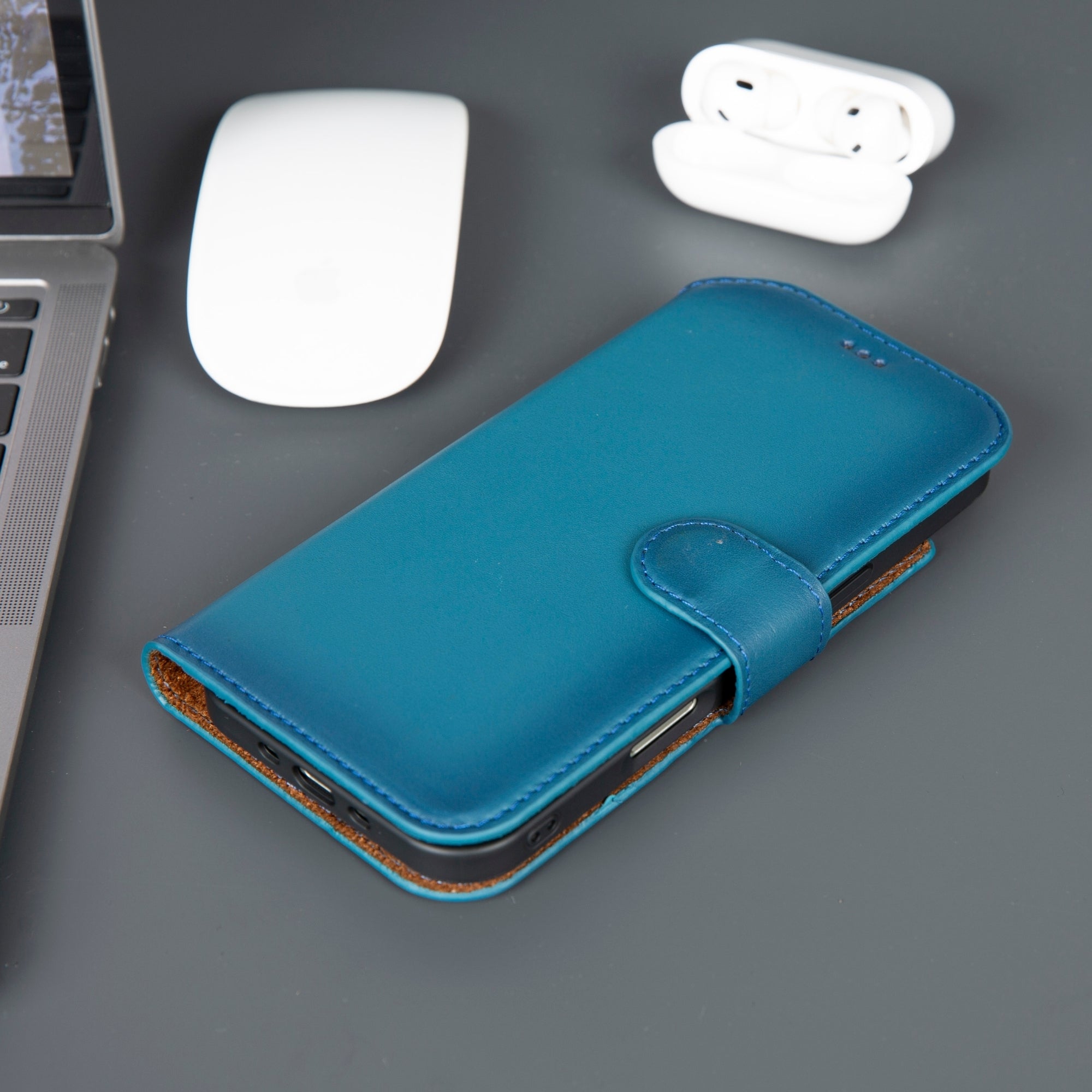 Casper iPhone 17 Pro Max Leder Wallet Case – MagSafe Kompatibel